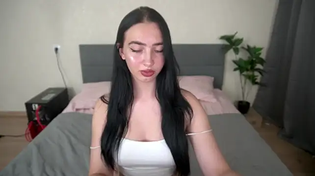 Chatroom XXX en direct de WildKittenX_