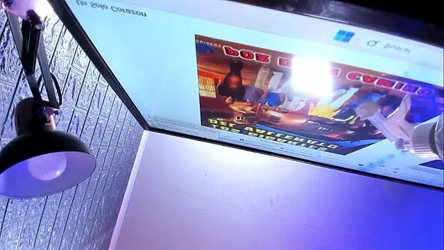 Chat XXX ao vivo de EmmyTorner