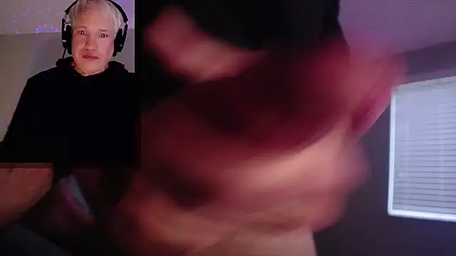 Snarfle82's Live XXX Chat
