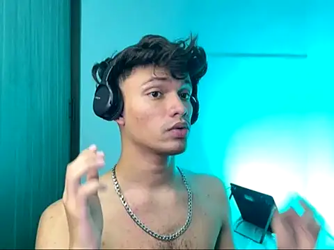 Živý XXX chat AlexxxGod