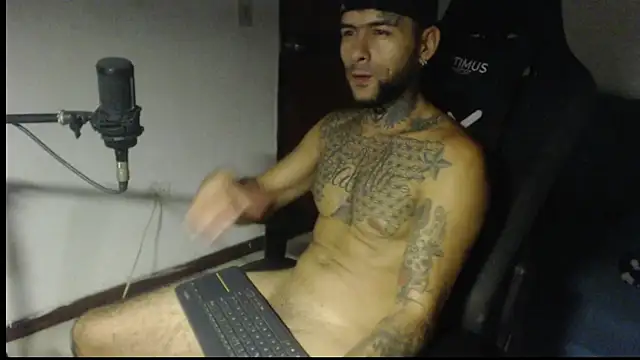 Chat +18 de ROOKERT ao vivo