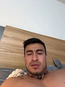 Chris_Clarck's Live XXX Chat