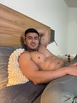Chris_Clarck Adlı Modelin Canlı XXX Sohbeti