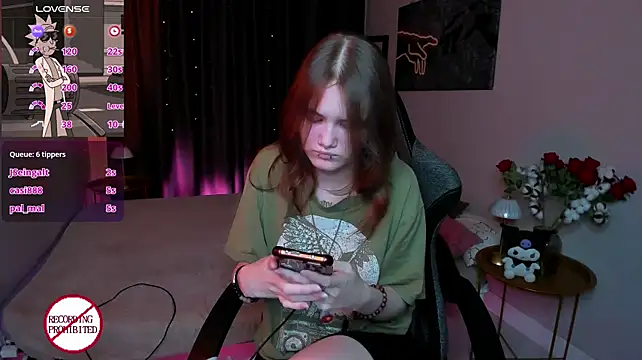 Dilara_xBaby Chat XXX in diretta