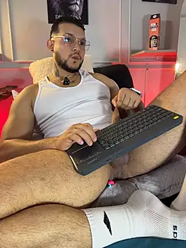 Marco_Vega Adlı Modelin Canlı XXX Sohbeti