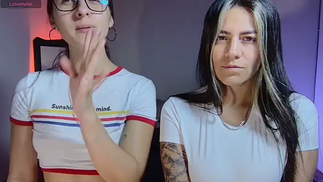 Sarajonnes4 live XXX chat