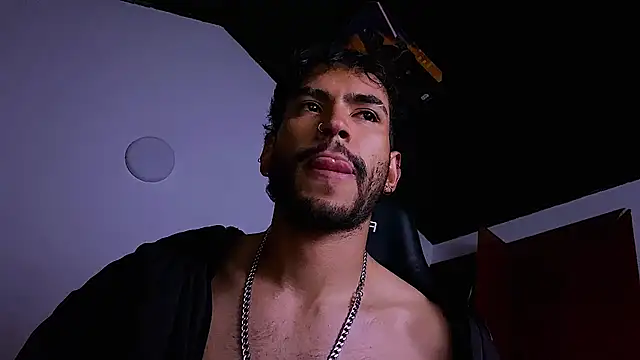 Chat XXX ao vivo de Lucius_Noal