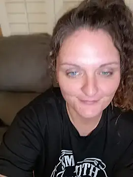 Harley428 – Naživo XXX chat