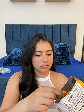 Chat XXX en directo de KallyMyller1