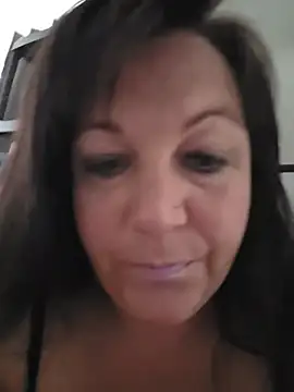 Queenemerald Live XXX-Chat