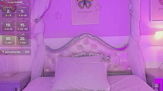 Chatroom XXX en direct de NatashaMiiller