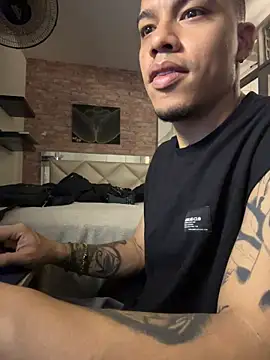 AlphaMasterXxx 라이브 XXX 채팅