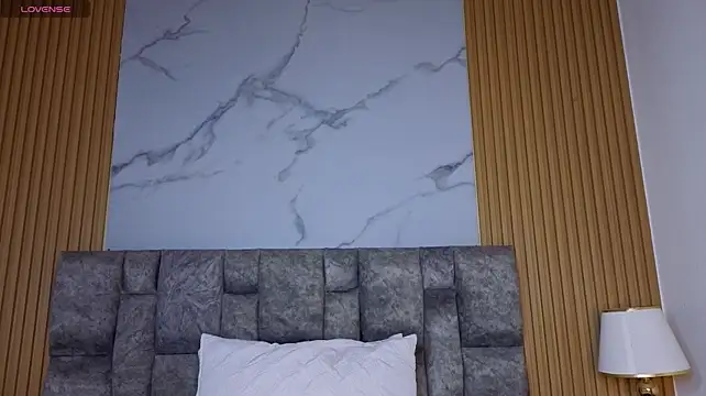 zoe_moon__'s Live XXX Chat