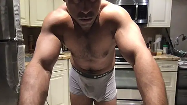 Chat +18 de BigGuyMuscle ao vivo