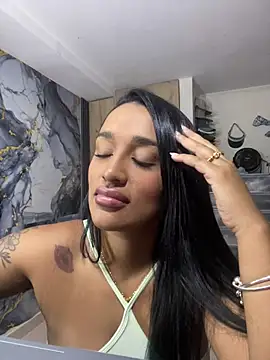 Онлайн чат XXX KatalinnaBrown