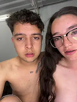 Chat XXX en directo de velvet_couple