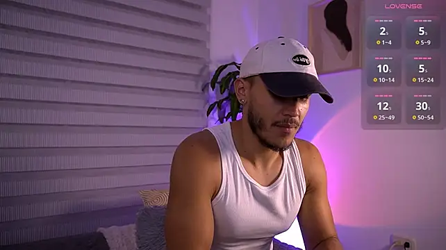 XXX chat uživo modela MarkSantozz