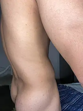 fullpasionkv220's Live XXX Chat