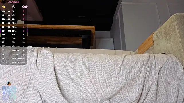 SweetSakuraJane's Live XXX Chat