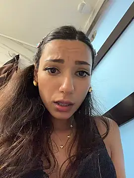 -_MiaQueen_-'s Webcam Show