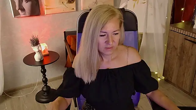 DonnaSmitth Chat XXX in diretta