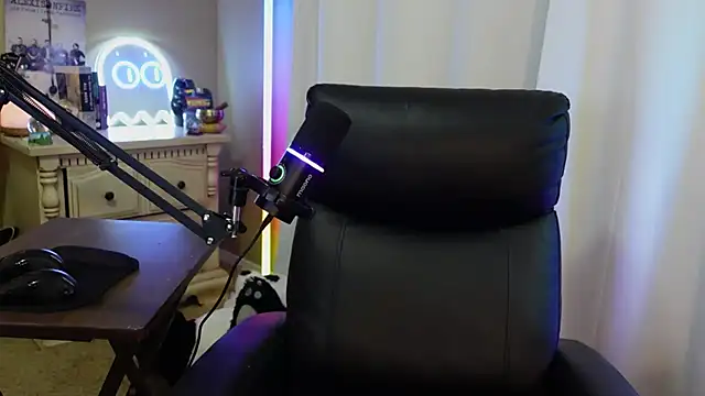 Ghost11_11's Live XXX Chat
