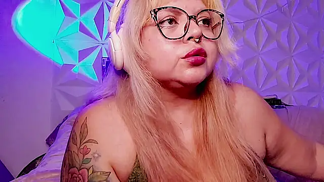 Živý XXX chat Satyn_doll