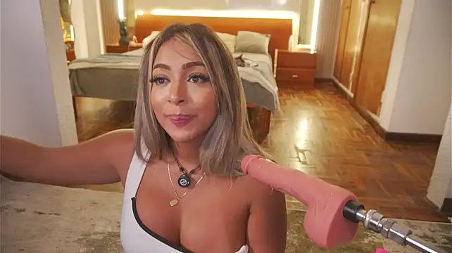 Chat XXX en directo de charlottelover21
