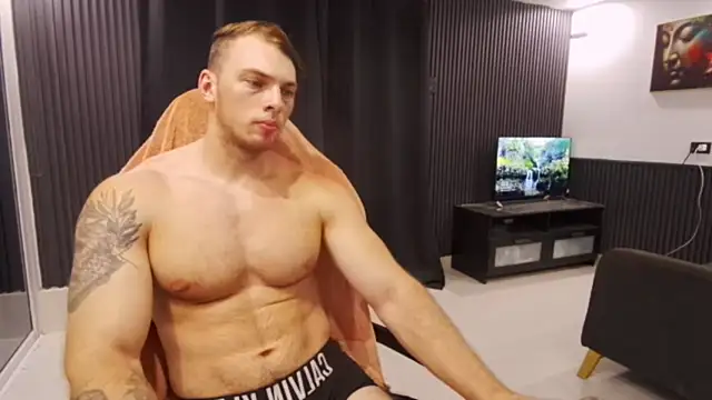 YourHotGreg Adlı Modelin Canlı XXX Sohbeti