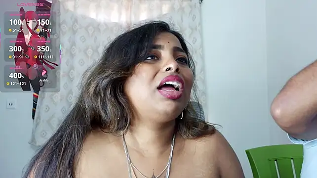 OpposedLoom Live XXX-chat