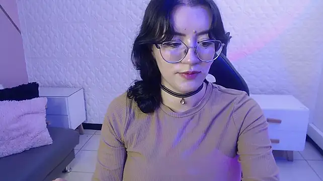 Chatroom XXX en direct de Violetaa_diazz