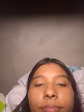 Chat +18 de Amelie_26 ao vivo