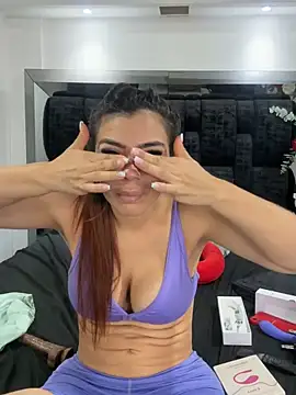 Chatroom XXX en direct de Arianna_Jones1
