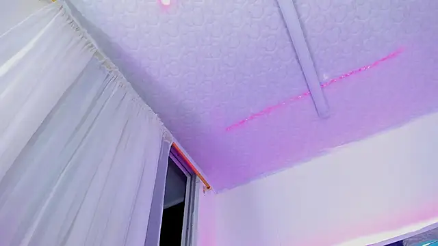 Channel_Mills Live XXX-Chat