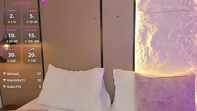 elara_bloom_'s Live XXX Chat