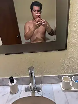 neeeedddd élő XXX-chatje