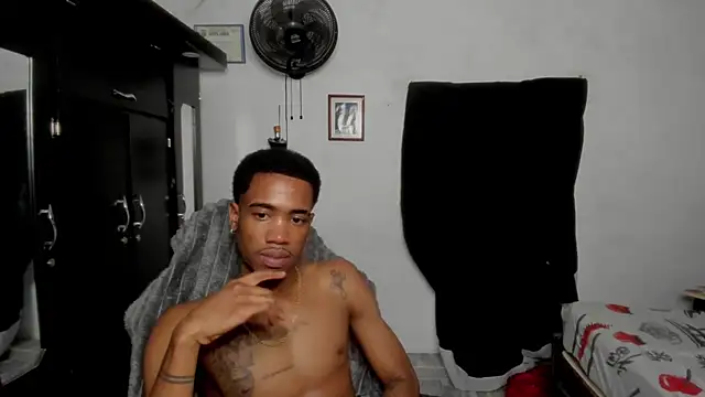 Онлайн чат XXX Kofi_exotic_2