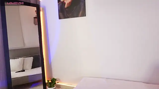 Vale_cortez's Live XXX Chat
