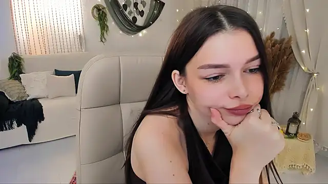 ContinentOfTranquility Chat XXX in diretta