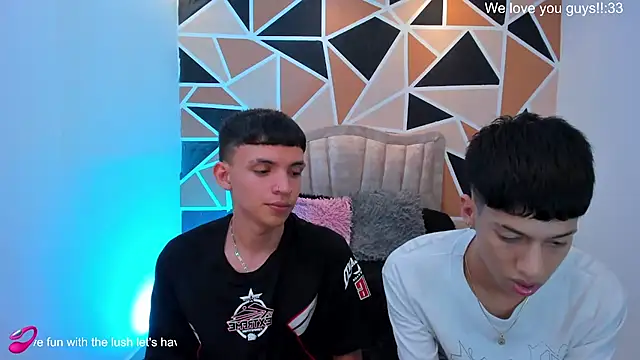 Juan_Nd_Steven Chat XXX in diretta