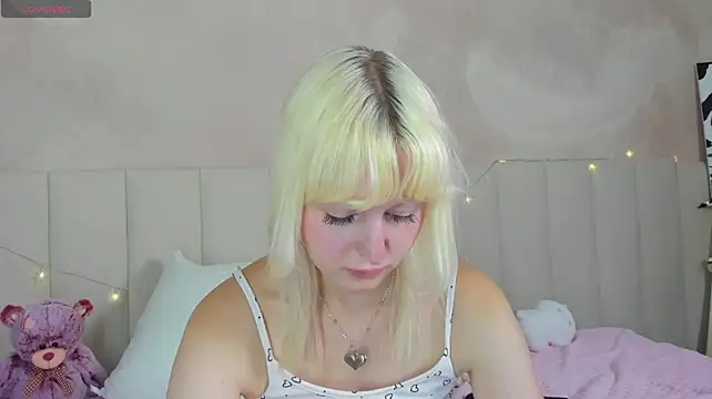 AdeleSilvy 라이브 XXX 채팅