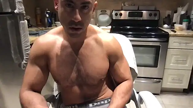 Živý XXX chat BigGuyMuscle