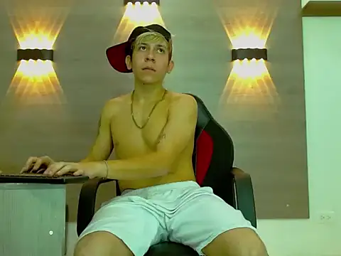 Gaeliitto Live XXX Chat