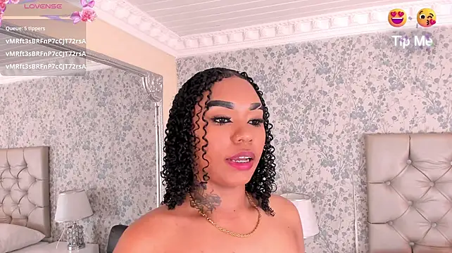 SkylerBloomm – Naživo XXX chat