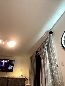 XXX chat uživo modela Frank_Farrell
