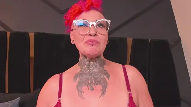 Chat +18 de mistress_sandy ao vivo