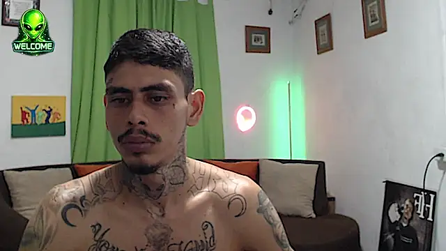 alpha_zom Obrolan Langsung XXX