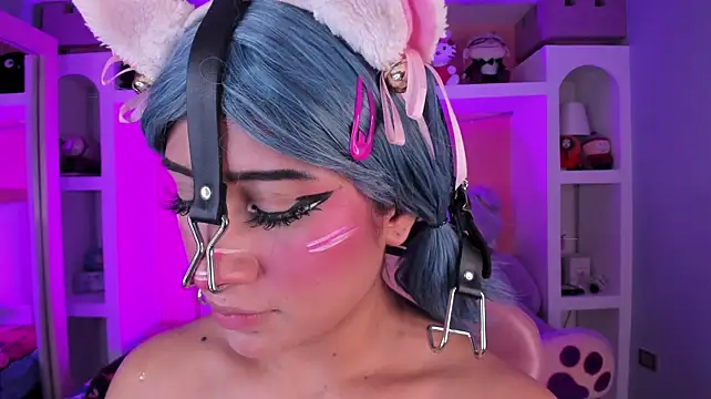 miss___megan Chat XXX live