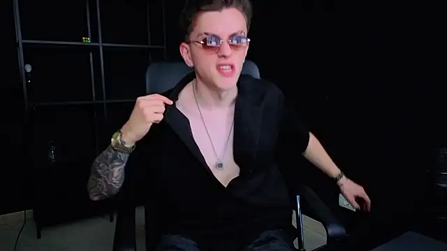 Онлайн чат XXX FelixStarkk