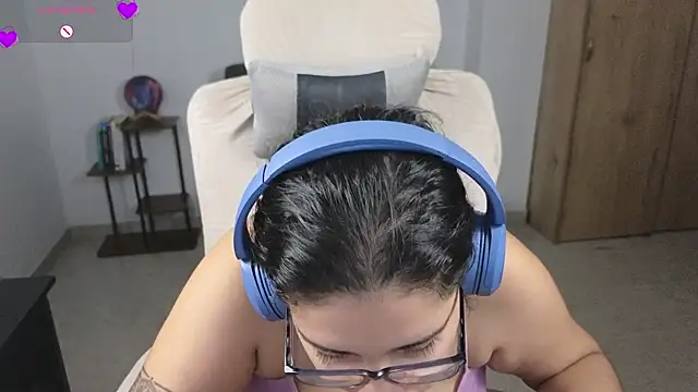 blue__moon_ – Naživo XXX chat